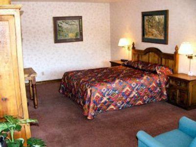 Best Western Golden Buff Lodge Boulder Room photo